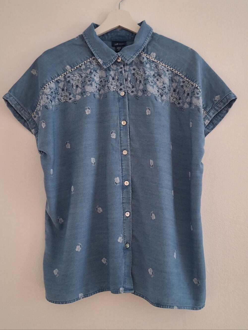 NWT J. Jill Light Blue Denim-Look Button Front Shirt with Lace Yoke